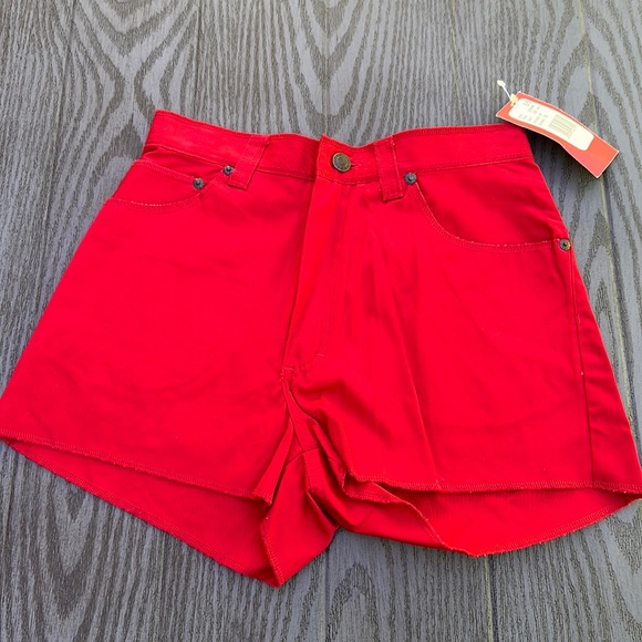 Esprit Shorts - NWT - Picture 1 of 4